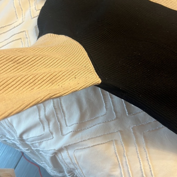 YAL womens two colored sweater size XL - Picture 7 of 13